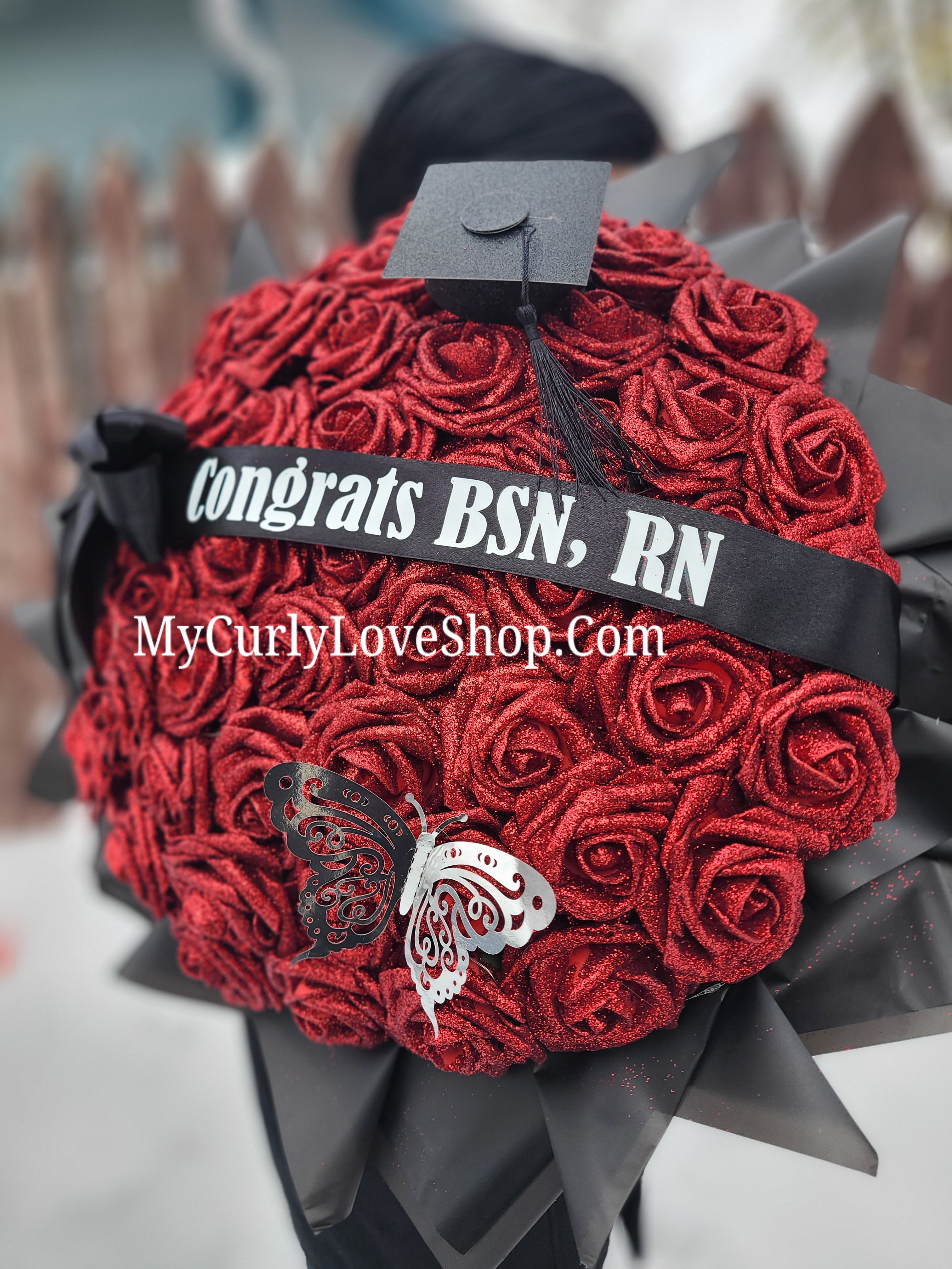 Ramo Comes with Graduation Cap or Tiara. Glitter Roses.  Banner and Lights are additional, see selection.