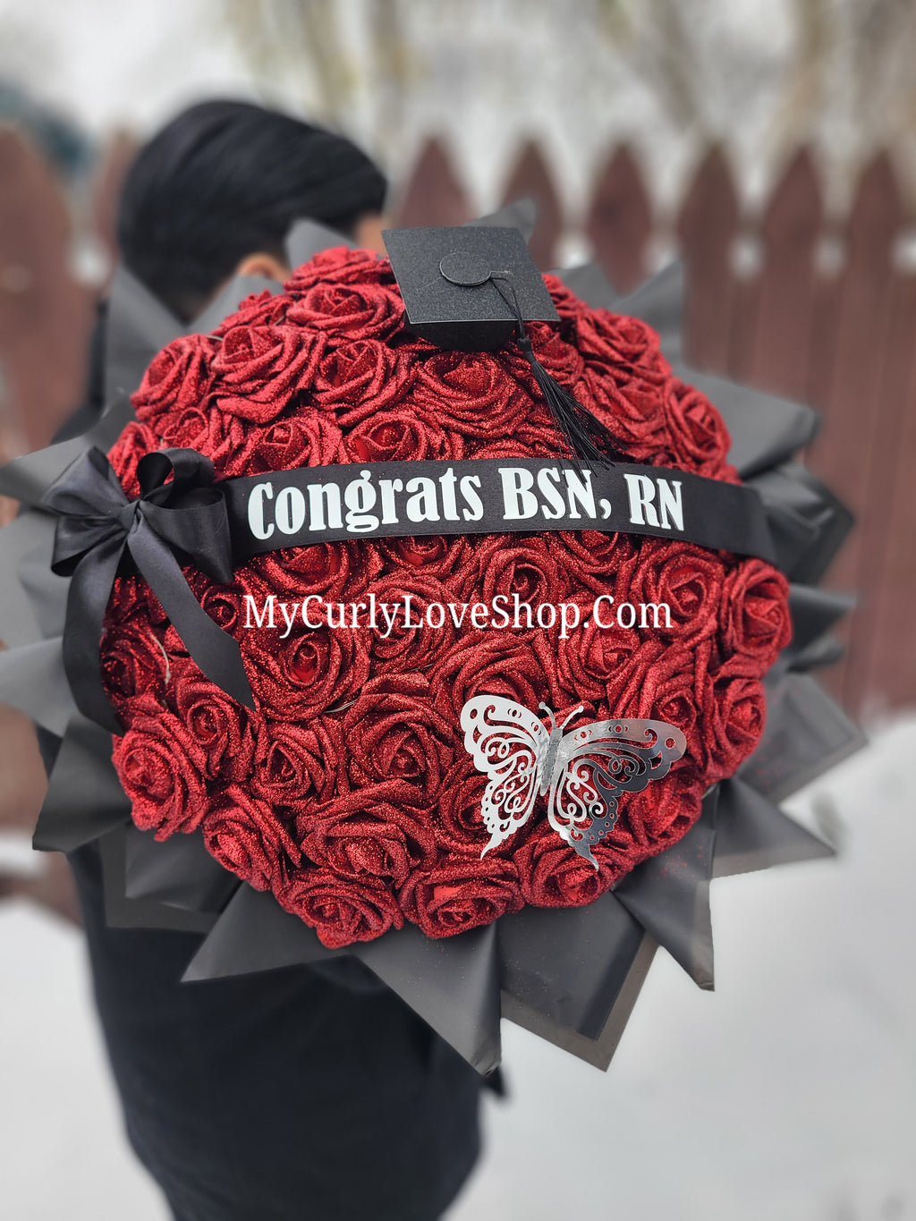 Ramo Comes with Graduation Cap or Tiara. Glitter Roses.  Banner and Lights are additional, see selection.