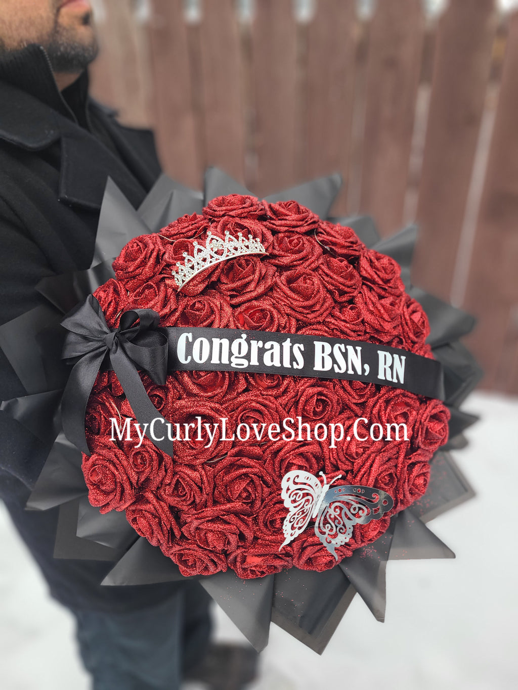 Ramo Comes with Graduation Cap or Tiara. Glitter Roses.  Banner and Lights are additional, see selection.