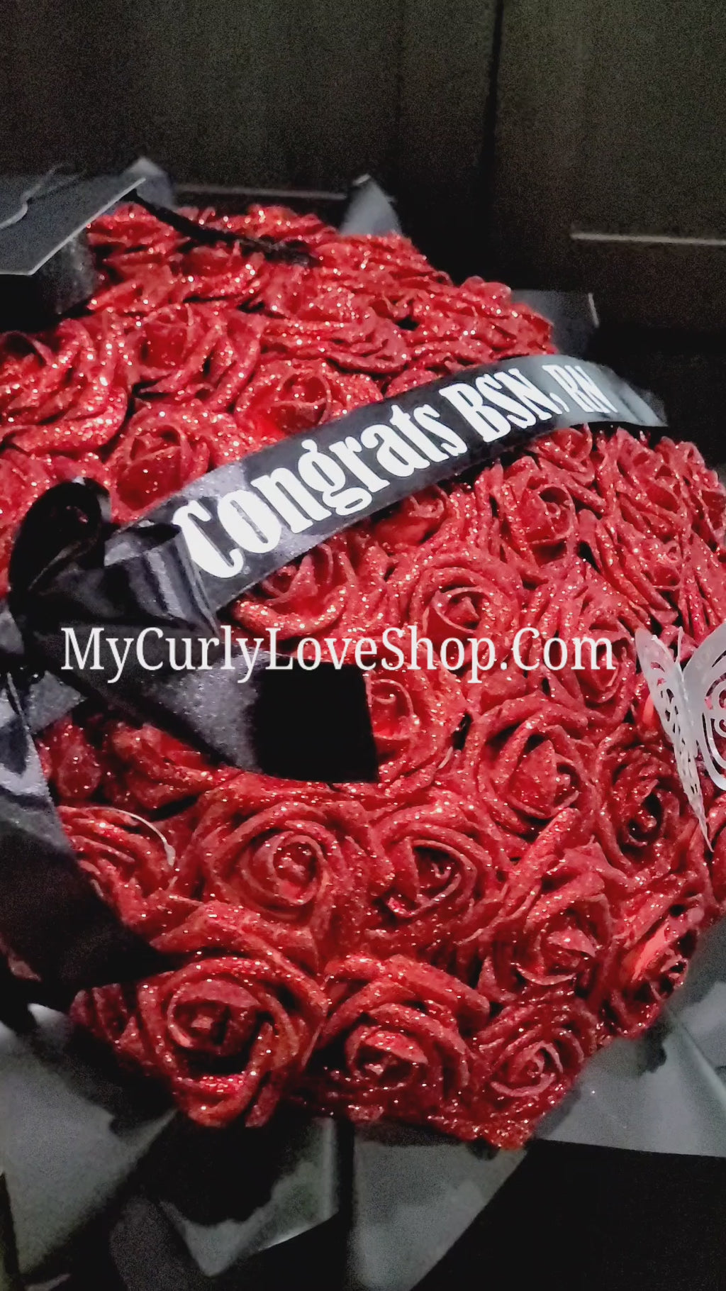 Ramo Comes with Graduation Cap or Tiara. Glitter Roses.  Banner and Lights are additional, see selection.